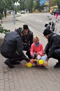 They Called Us Dangerous Bikers Until We Were The Only Ones Who Stopped To Help