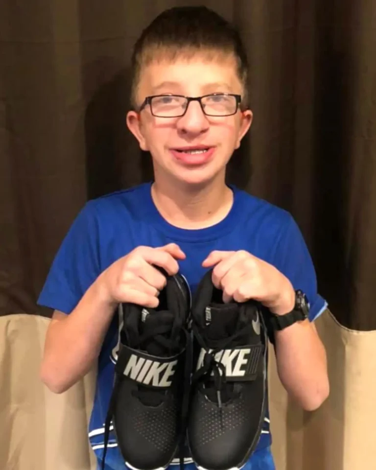 The Skinny Kid With Thick Glasses Waited Outside Our Shop For 3 Weeks Holding Shoes